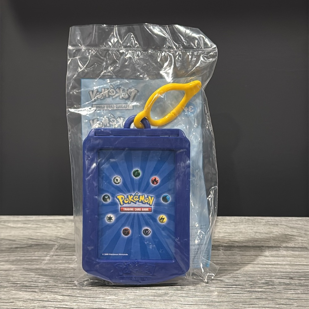 Burger King | Pokémon Trading Card Game: Holder & Cards (2009) - Burger King Toy